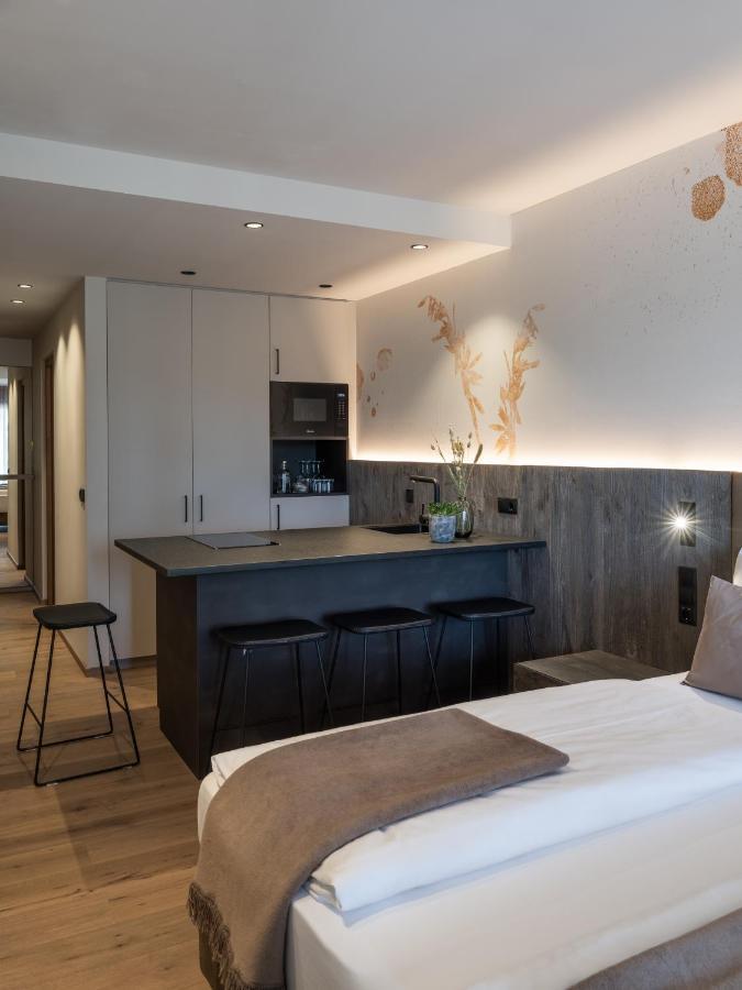 Arieshof Apartment Floronzo ภายนอก รูปภาพ